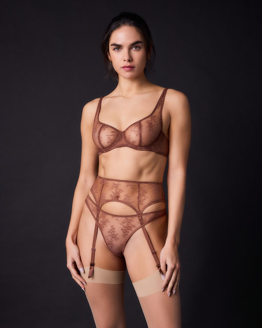 Romy Suspender Belt in Pecan